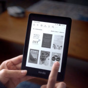 Amazon Kindle Paperwhite eBook Reader 32GB WiFi 2018 Waterproof KPW4 USA with Ad - Black